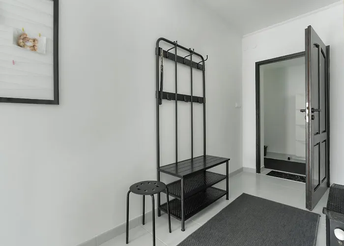 Beautiful House With Balcony, Ideal For Families By Renters Holiday home Poznan